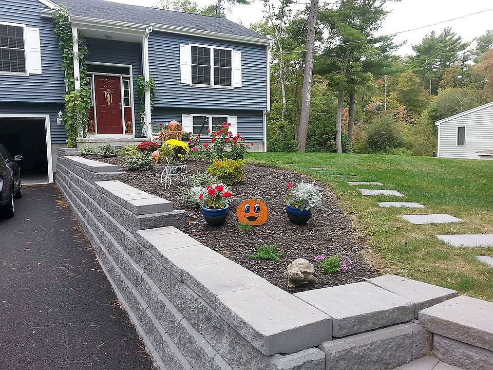 1st image of 4 Dartmouth Cir