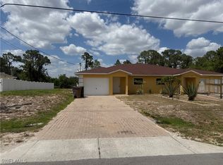 4622 Douglas Ln, Lehigh Acres, FL 33973