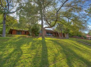 1732 Merrick Ct, Fort Worth, TX 76107