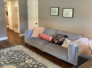 2107 Wauwatosa Ave, Wauwatosa, WI 53213