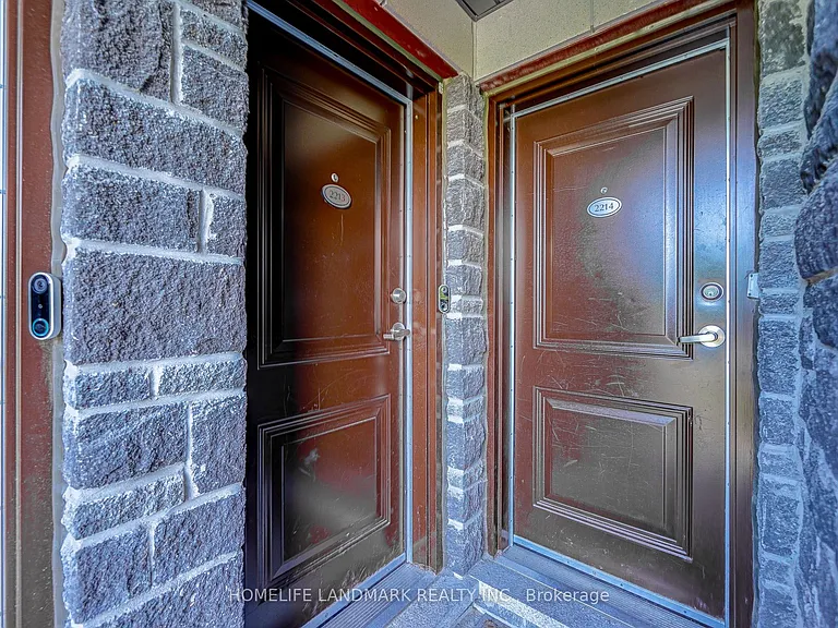 10 Westmeath Ln N #2213 — Photo 4
