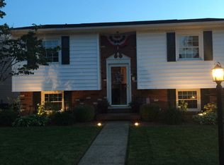 2016 N 3rd St, Ironton, OH 45638