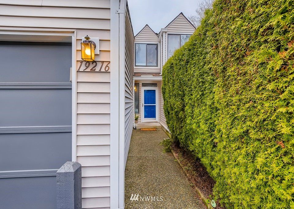 Front Entrance with private garage