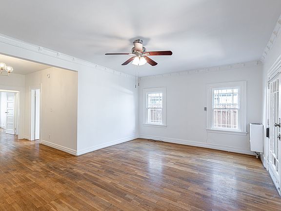 4th image of 6116 De Longpre Ave #E0ffb1dc6