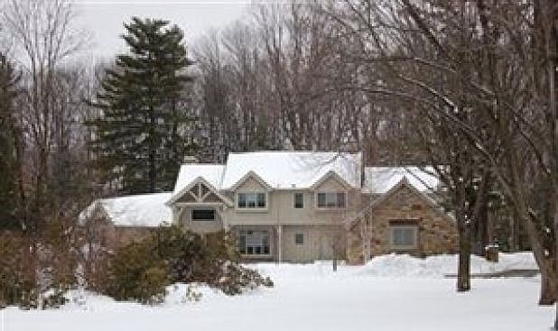1st image of 40 Mill Hollow Dr