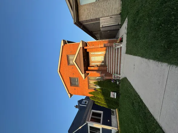 4507 N New England Ave, Harwood Heights, IL 60706