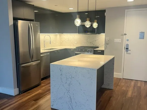 22 E 1st St APT 412, New York, NY 10003