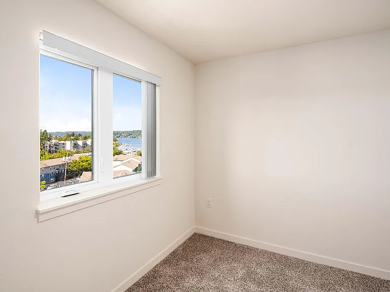 9400 Rainier Ave S — Photo 10