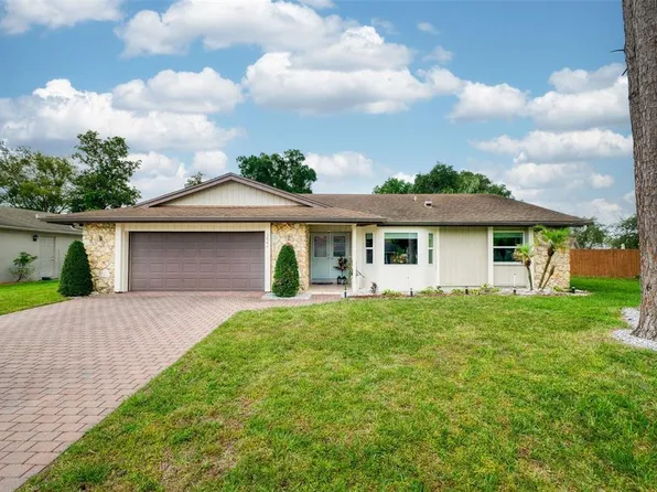 222 W Cottesmore Cir, Longwood, FL 32779