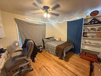 5th image of 726 Encino Dr