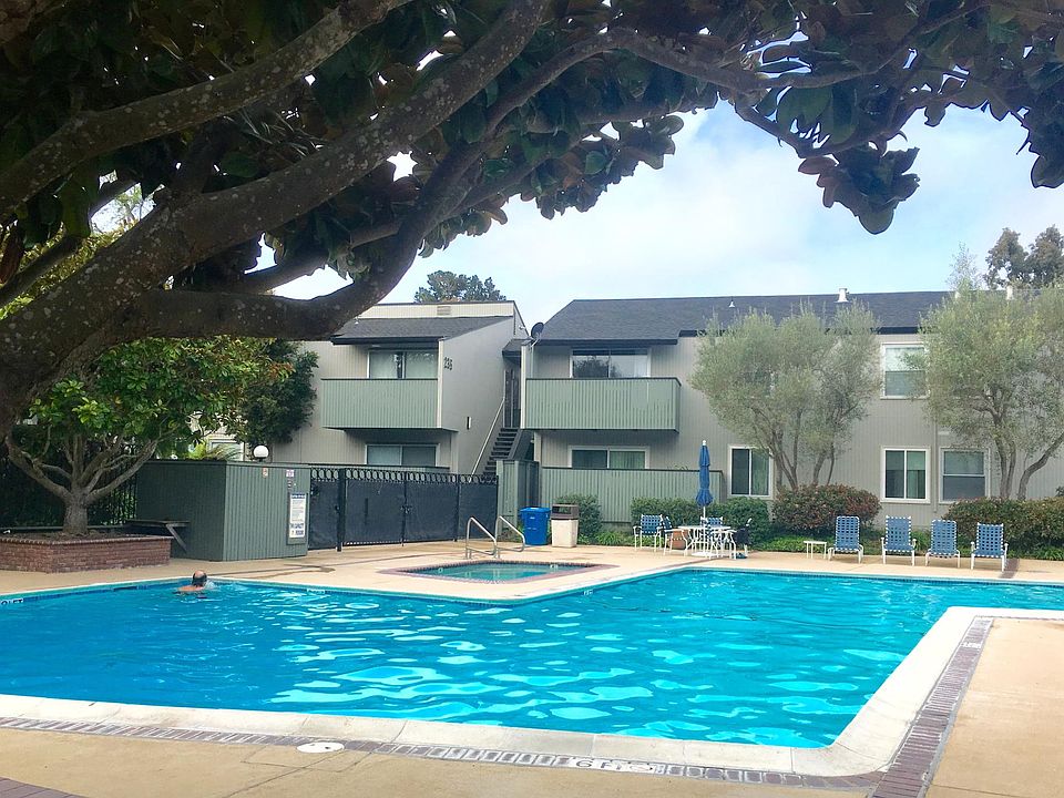 Outdoor Pool & Spa