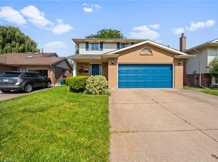 7715 Swan St, Niagara Falls, ON L2H 2P7