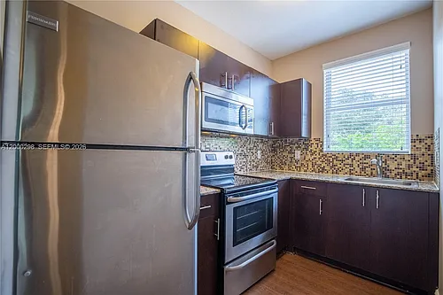 5416 NE 1st Ct #5 Photo 1