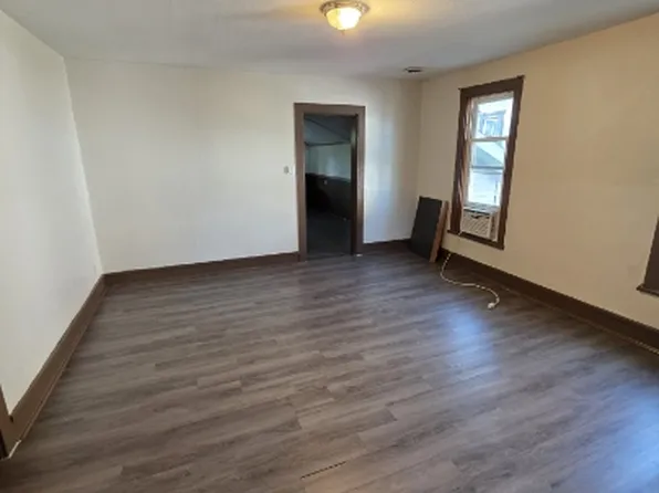 451 E 10th St #2, Erie, PA 16503