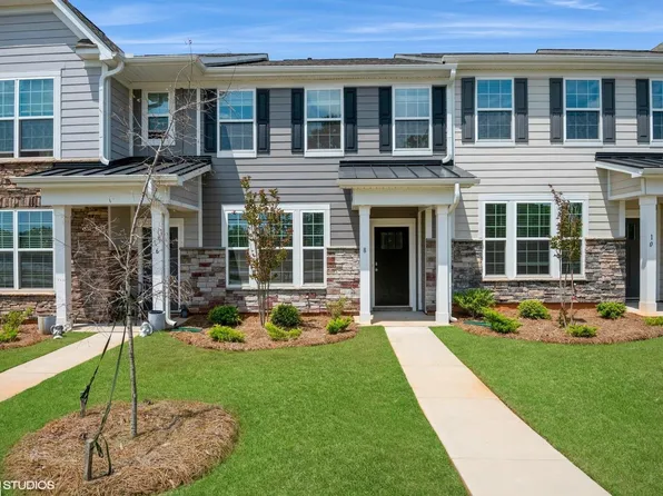 8 Gaskins Trl, Travelers Rest, SC 29690