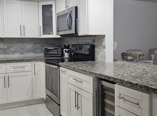 1951 Atlantic Shores Blvd APT 14, Hallandale Beach, FL 33009