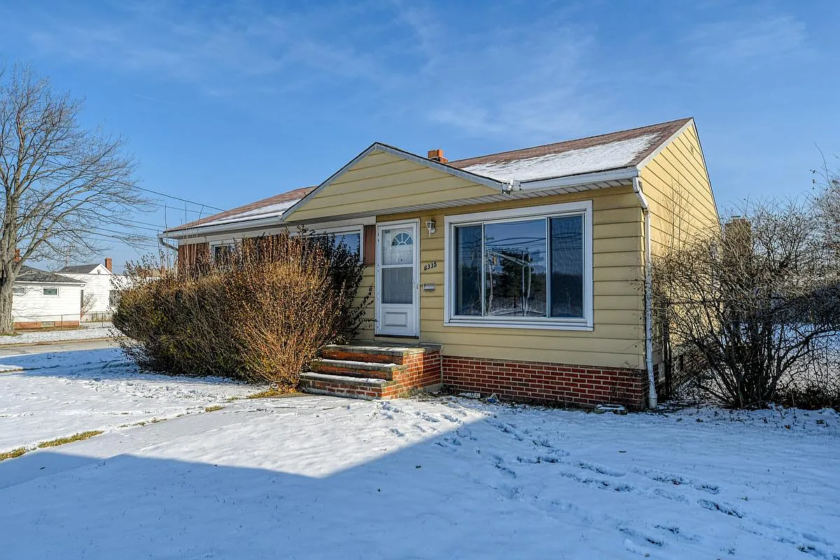 6335 State Rd photo 1