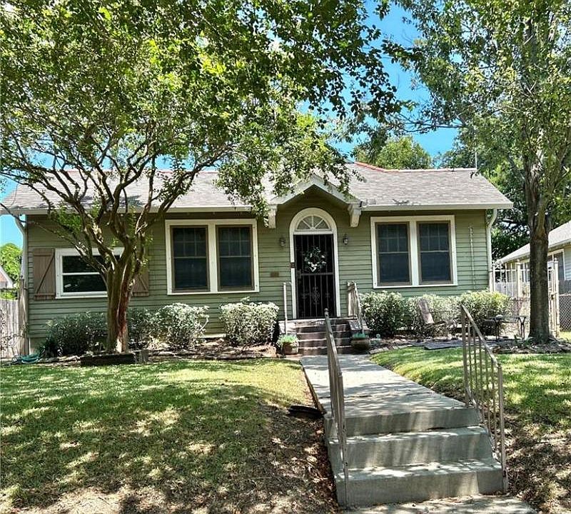 1st image of 4631 Music St