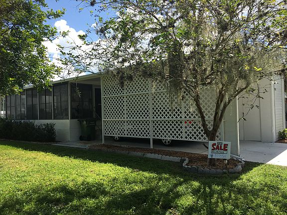 3rd image of 3052 Saralake Blvd