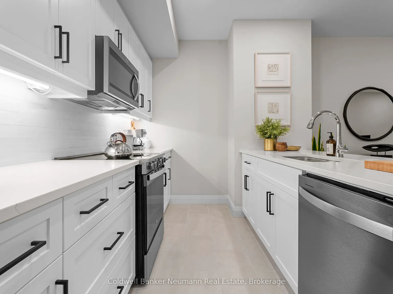 2 bed, $3,500 — Photo 2
