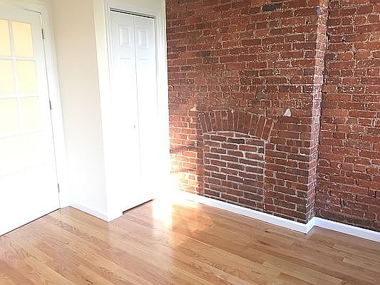 4th image of 69 1st Ave APT 11