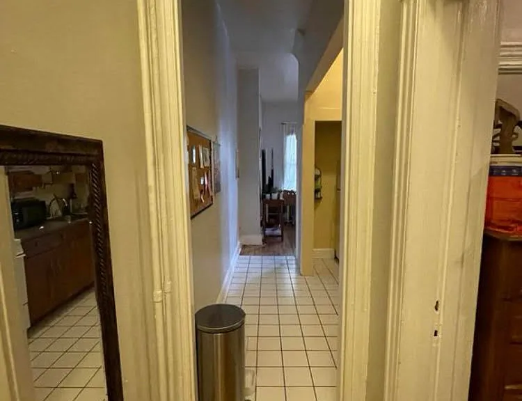 2825 Saint Paul St #1B — Photo 7