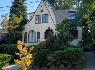 1909 N 43rd St, Seattle, WA 98103