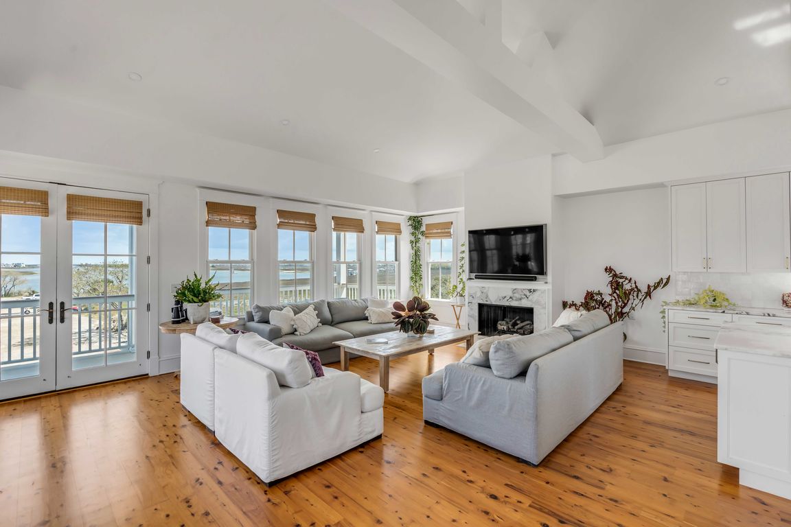 next background image