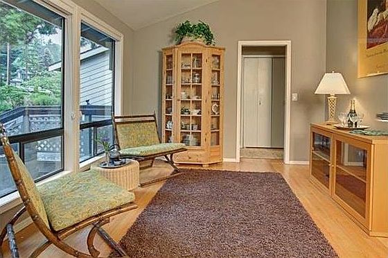 1st image of 5217 Somerset Dr SE
