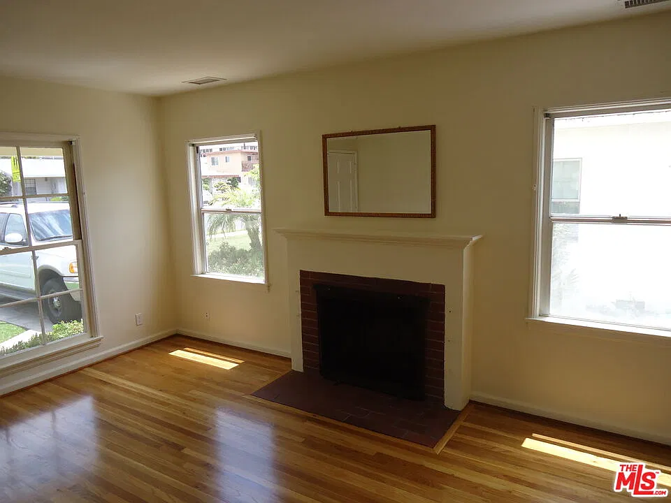 4 bed, 2.0 bath, 1500 sqft, $5,500 — Photo 3