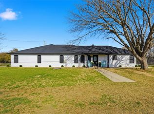 1211 Overlook Ct, Whitney, TX 76692