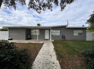 5721 SW 41st St, Hollywood, FL 33023