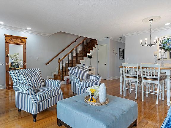 4th image of 3814 NE 166th St #102