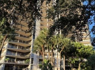 2843 S Bayshore Dr APT 5A, Miami, FL 33133