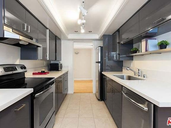 5th image of 11656 Montana Ave APT 214