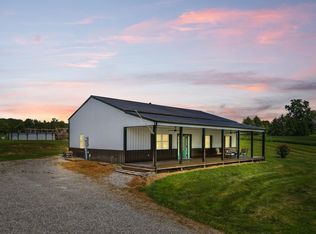 9433 Morgantown Rd, Whitesville, KY 42378