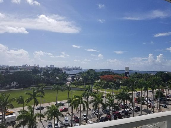 4th image of 244 Biscayne Blvd APT 601D