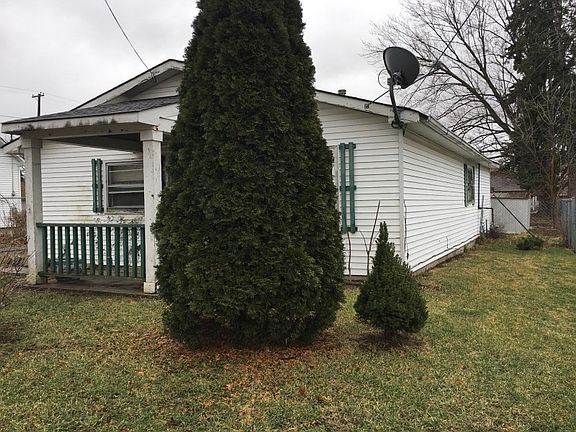 2nd image of 210 W Mill St