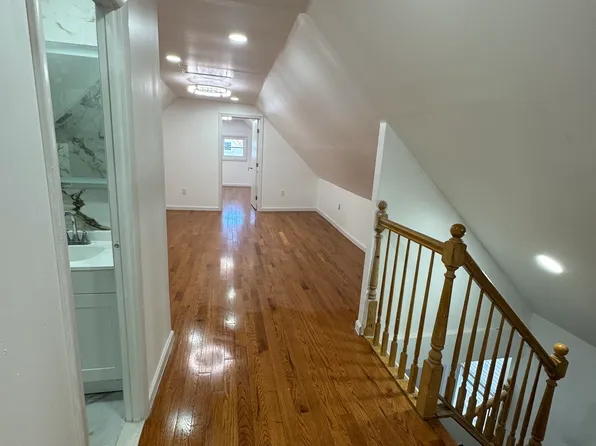 82 West 42nd Street image 13 of 23