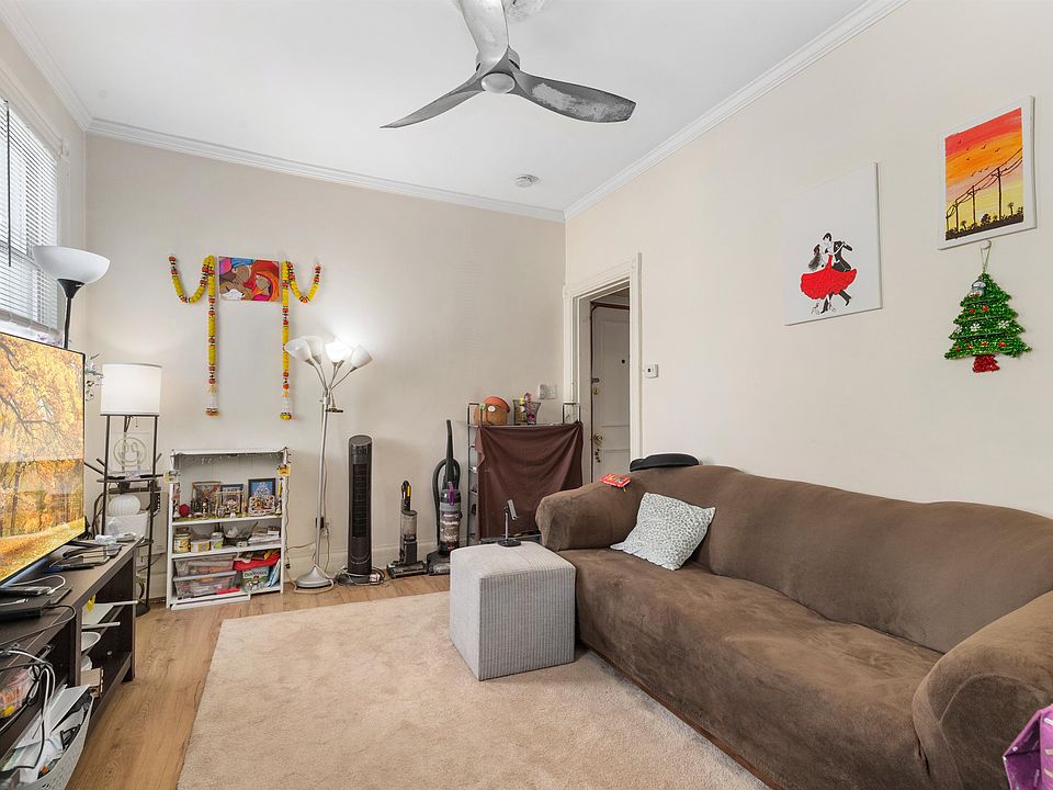 1st image of 673 Summit Ave APT 2R