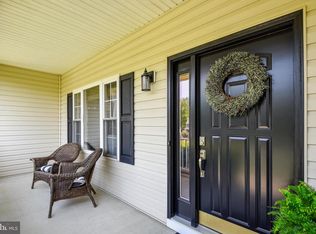 148 Cross Point Dr, Owings, MD 20736