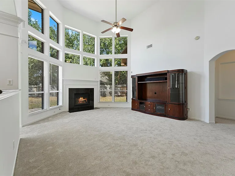 26422 Creston Woods Dr — Photo 10