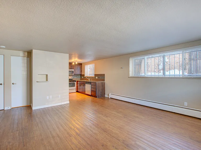 66 S Clarkson St — Photo 12