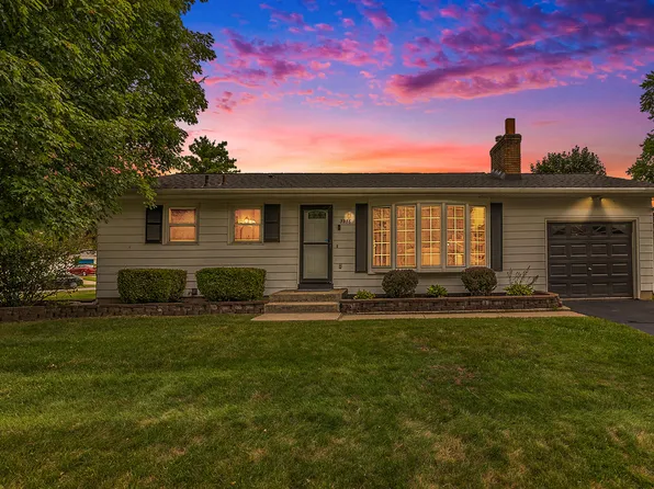 3256 Ipswich Dr NW, Grand Rapids, MI 49544