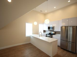 31 Penn St #3, Providence, RI 02909