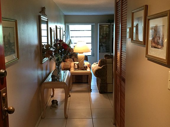 4th image of 9255 SW 125th Ave APT 205R