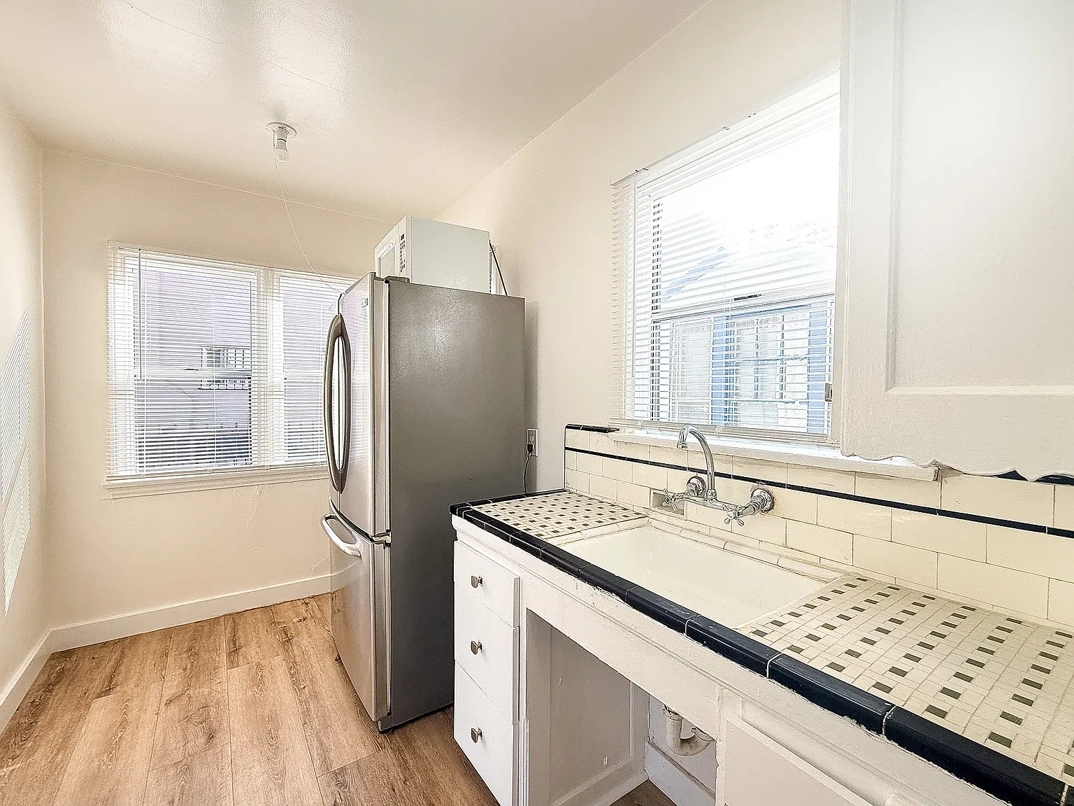 1 bed, 550 sqft, $1,750 — Photo 4
