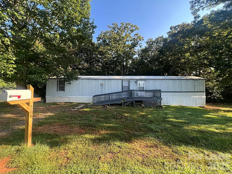 504 Oak Run Ct — Photo 1