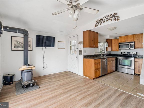 5th image of 56 Reifsnyder Rd