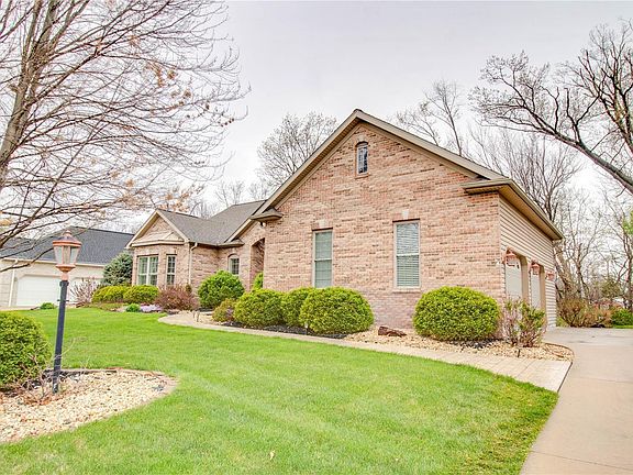 3rd image of 1204 White Oak Trl